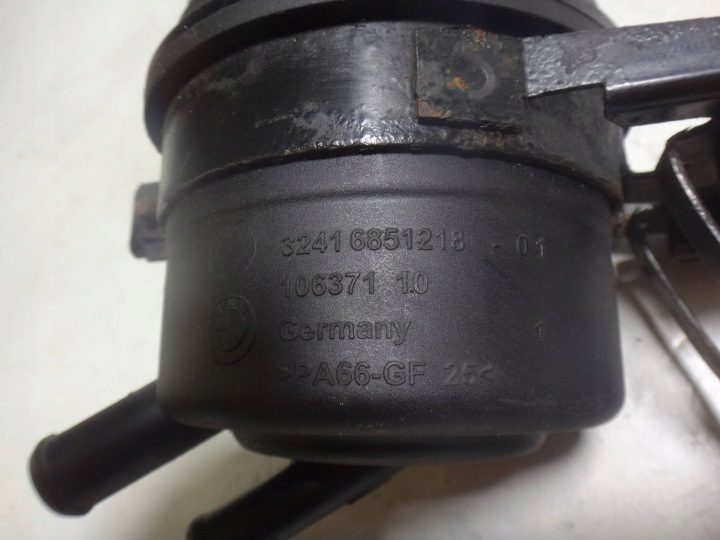 Бачок гидроусилителя BMW X1 E84 2.0 дизель N47 6851218, фото 4