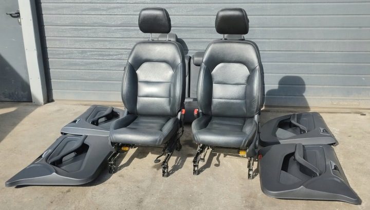 Сиденья диван обшивка Mercedes B-класс W246 комплект EU с подогревом Pompowane, фото 1