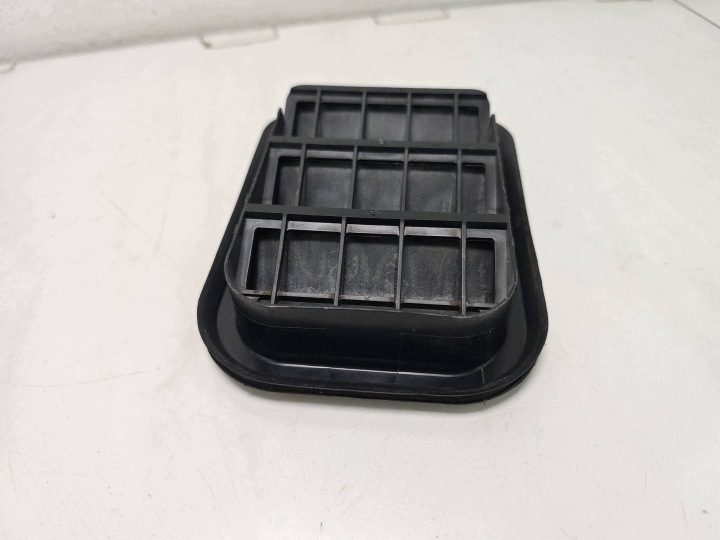 SKODA SEAT AUDI VW РЕШЕТКА ВЕНТИЛЯЦИОННАЯ ПОД БАМПЕР ЛЕВЫЙ ЗАДНИЙ 6J0819465, фото 8