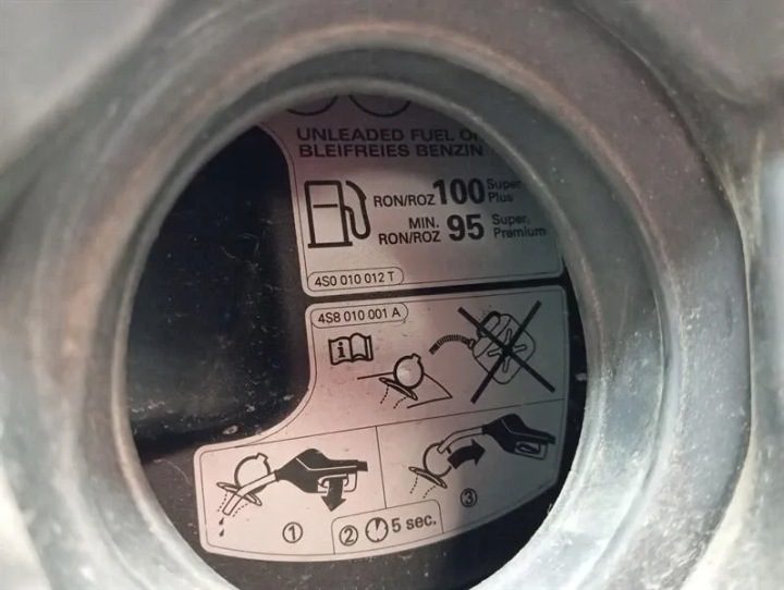 Audi R8 4S V10 RWD Крышка горловины бензобака 4S8906127A Крышка горловины бензобака с, фото 5