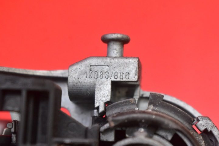 РУЧКА ПРАВАЯ ПЕРЕДНЯЯ СЕРАЯ 5J0837885 SKODA ROOMSTER 06-10, фото 7