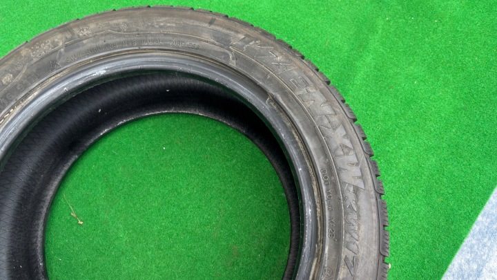 Шина зимняя Kumho I'Zen KW23 205/55R16 91 H сцепление на снегу (3PMSF), фото 3