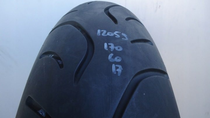 Bridgestone Battlax T30 EVO 170/60ZR17 72 Вт, фото 1