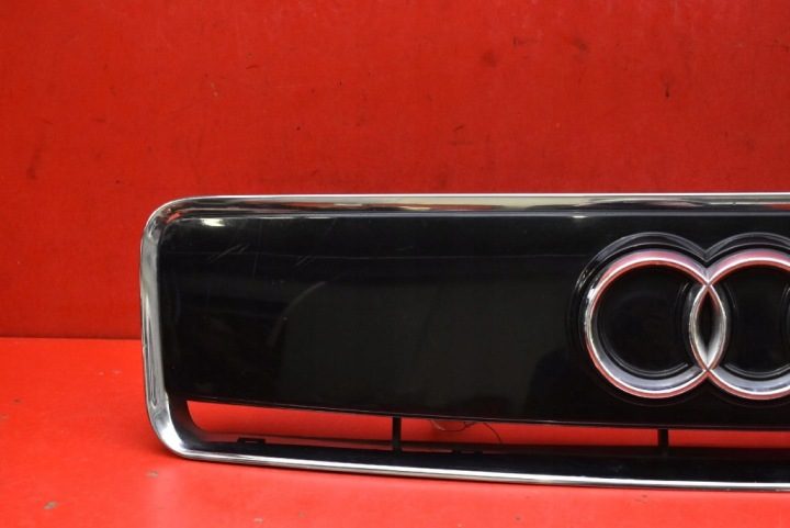 РЕШЕТКА РАДИАТОРА ЧЕРНАЯ ХРОМ 8Z0853631 AUDI A2 8Z 99-05, фото 2
