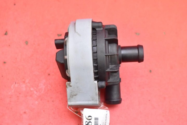 НАСОС ЦИРКУЛЯЦИИ ОХЛАЖДАЮЩЕЙ ЖИДКОСТИ 1EA965567A VW ID.3 1 I 62Ah 204 Л.С. 19-21, фото 3