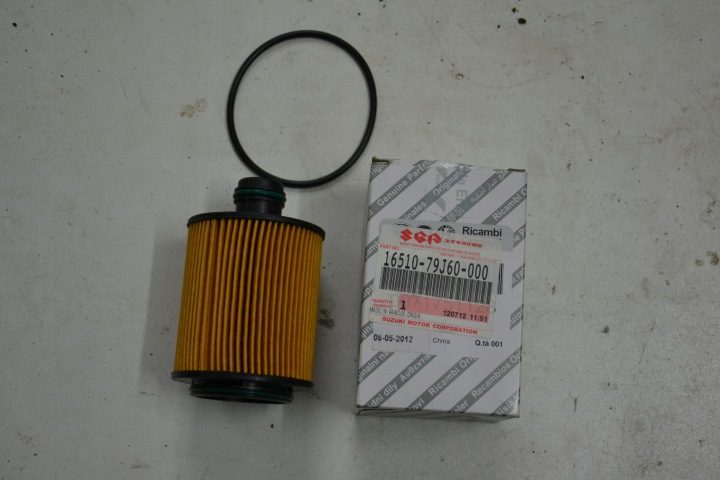 Suzuki OE 16510-79J60-000 фильтр масляный, фото 1