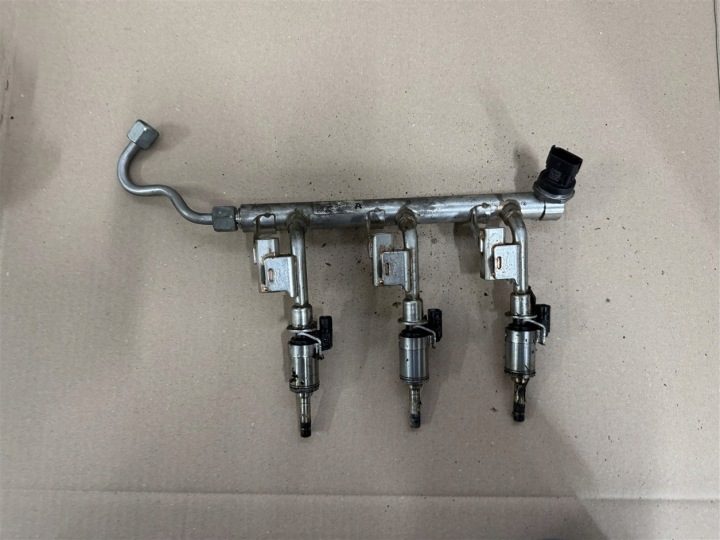 3X ФОРСУНКИ ТОПЛИВНАЯ РАМПА 0261555272 FORD 1.0 ECOBOOST EURO 6 M1JU 16-18R, фото 1