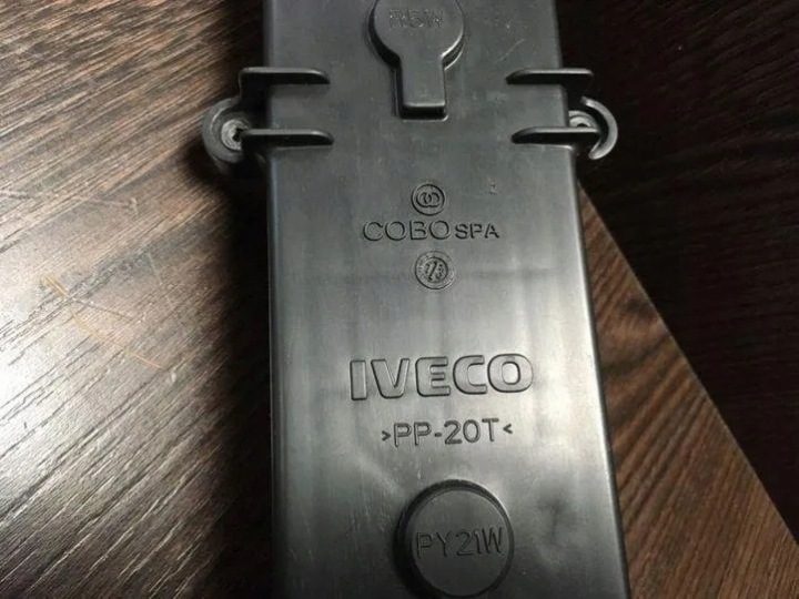 IVECO DAILY IV Бортовая платформа Задняя Фонарей Connector 69500590 2.29L дизель 85 кВт 2007, фото 4