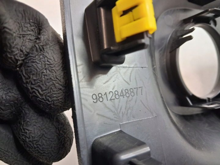Рамка защита Панель переключателей света зеркал Citroen C3 9812848877, фото 4