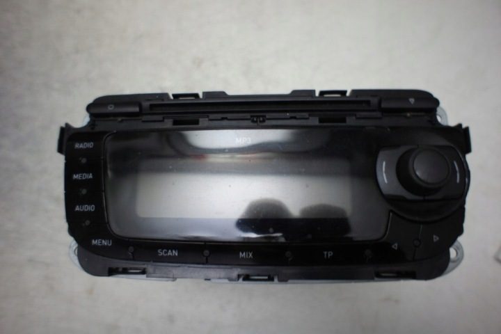 Магнитола CD Seat Ibiza IV 6J0035153B, фото 1
