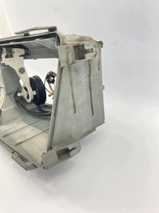 ФАРА ЛЕВАЯ ПЕРЕДНЯЯ MERCEDES W124 HELLA КОРПУС БЕЗ KLOSZA ПОВРЕЖД., фото 4