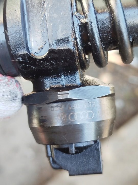 НАСОС-ФОРСУНКИ КОМПЛЕКТ AUDI A4 B6 1.9 TDI 038130073Q, фото 5