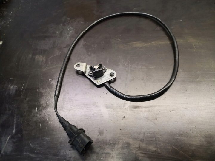 Датчик вала Opel Alfa Fiat 1.9 CDTI 8V 100 л.с. 120 л.с. 0281002213 BOSCH, фото 1
