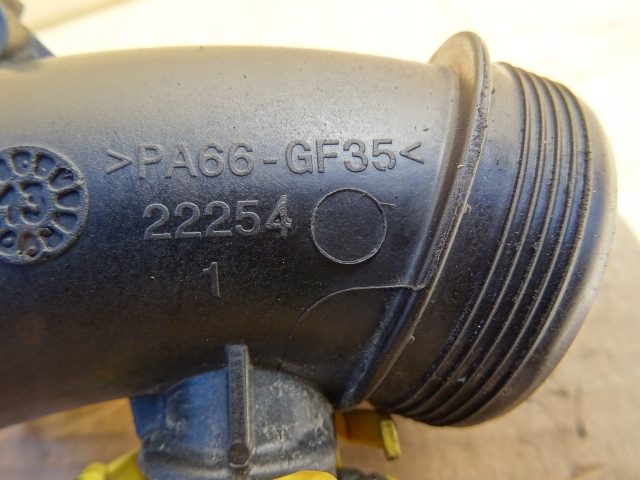 Патрубок интеркулера Peugeot 1.6 E-HDI PA66-GF35, фото 3