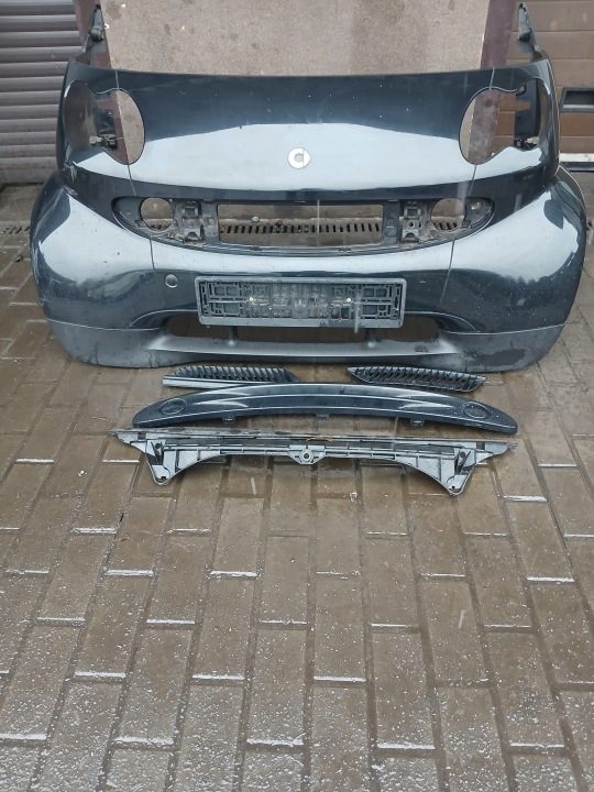 Бампер передний в сборе в хорошем состоянии Smart Fortwo 1 рестайлинг цвет черный EB1 EA4, фото 2