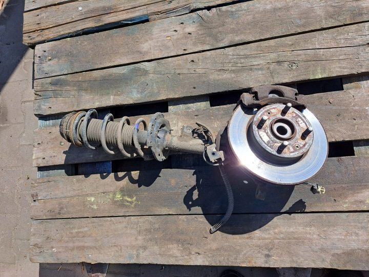 KIA Picanto II 11- 1.0 бензин поворотный кулак амортизатор правый передний, фото 1
