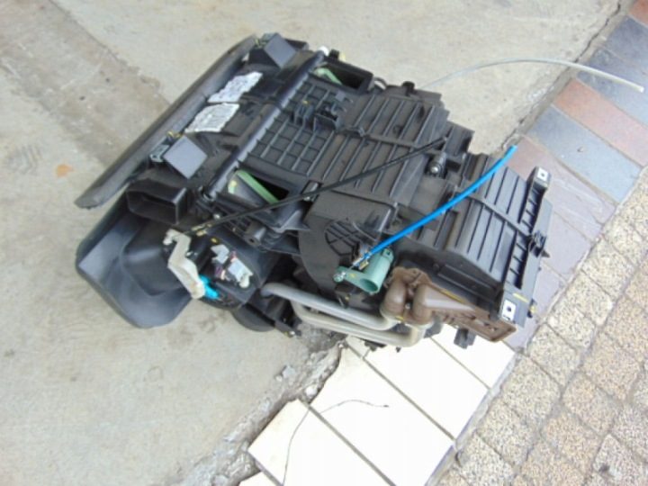 DACIA SANDERO I 1.4B 75 л.с. ХЭТЧБЕК 5D 2008 г. ОТОПИТЕЛЬ, фото 11