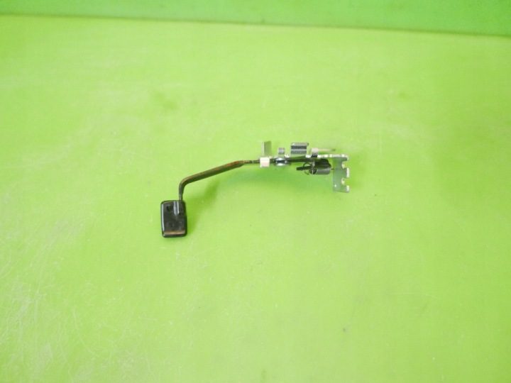 Ручка прижим открывания лючка горловины бензобака SUZUKI SX4 I EY 06-09, фото 3