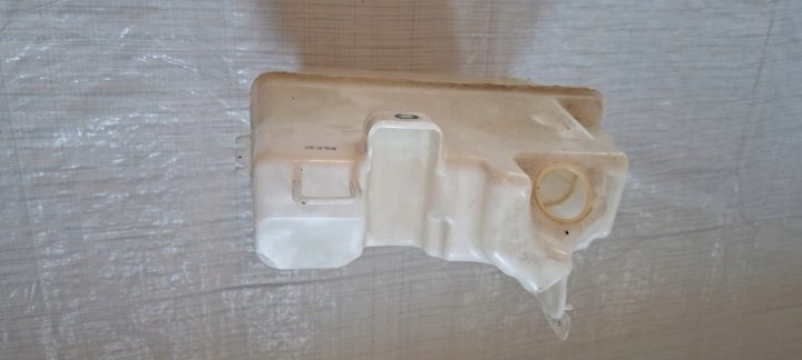 MAZDA БАЧОК ОМЫВАТЕЛЯ, фото 4