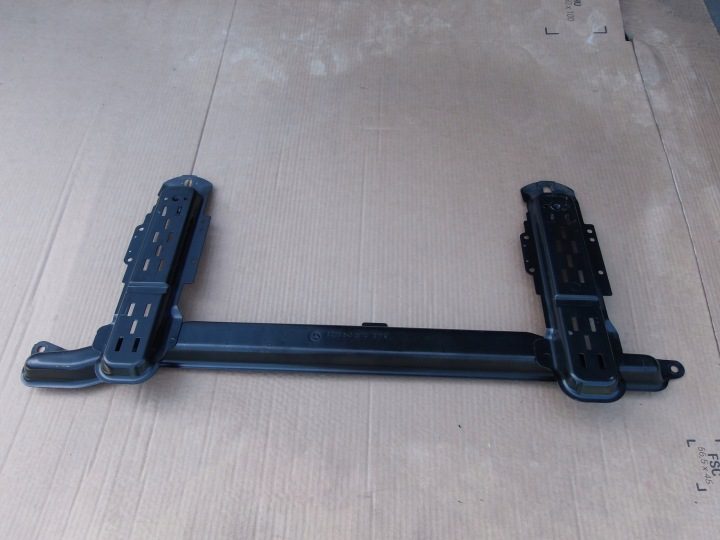 КРОНШТЕЙН БАЛКА БАГАЖНИКА A2036400114 MERCEDES C W203 EU 2.2 CDI УНИВЕРСАЛ EUR, фото 3