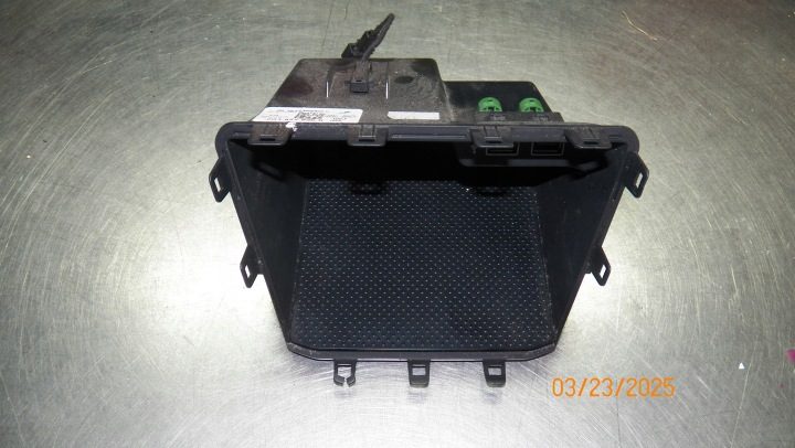 VW POLO 2G VI ПОДЛОКОТНИК БАРДАЧОК ПОРТ USB 6F0864207D, фото 2