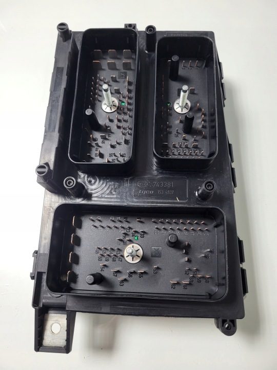 Opel Zafira B Astra H блок предохранителей модуль BSI 13205784 GA, фото 3