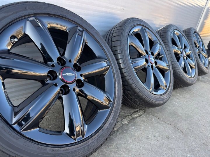 КОЛЕСА ЛЕТНИЕ MINI COOPER F55 F56 F57 205/45/17 Bridgestone диска как новые !, фото 2