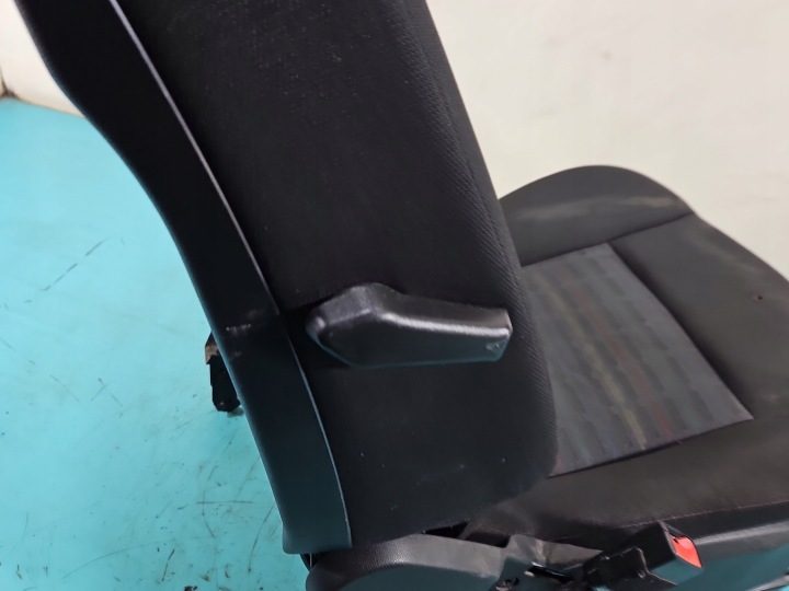 Сидящая слева водная MERCEDES W169 3D 3-дверный, фото 6