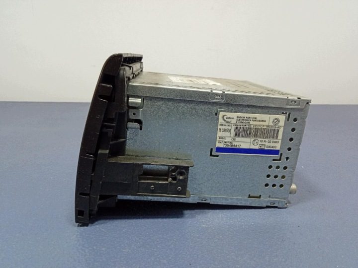 Fiat Bravo II 07-11 магнитола CD штатная 735484417, фото 4