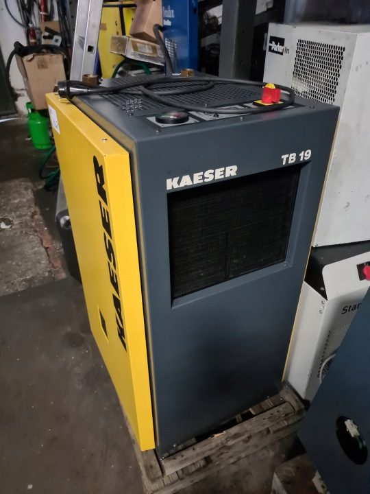 Компрессор безмасляный Airpress 390009 APX-9 850 l 16 бар, фото 2