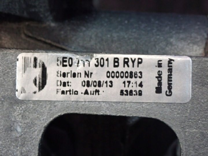 Skoda Octavia III 13-17 рычаг ручного тормоза 5E0711301B AZ91000704, фото 4