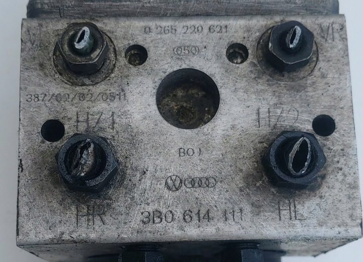 НАСОС ABS AUDI A4 PASSAT B5 3B0614111 0265220621 0273004573, фото 2