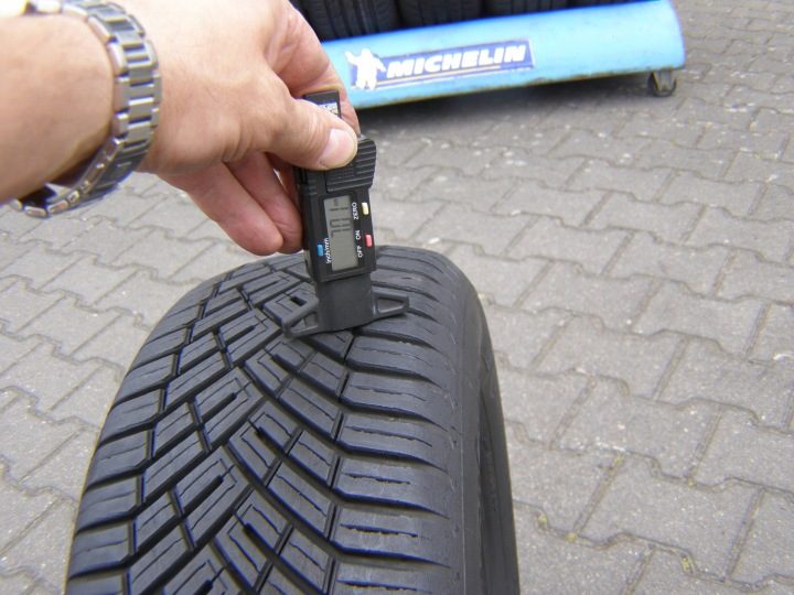 Шина всесезонная Continental AllSeasonContact 2 185/65R15 92 т для АКПП электрического (EV), сцепление на снегу (3PMSF), усилитель (XL), фото 7