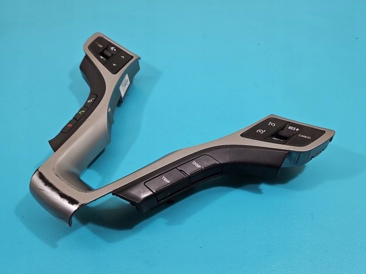 ПЕРЕКЛЮЧАТЕЛЬ МУЛЬТИФУНКЦИОНАЛЬНЫЙ РУЛЯ HYUNDAI I40 96790-3Z100RY, фото 1