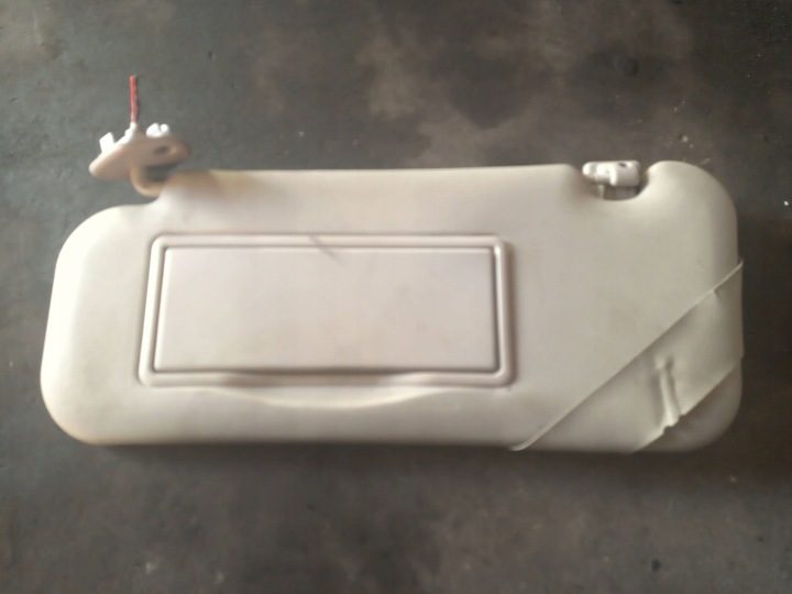 Солнцезащитный козырек Peugeot 307, фото 1