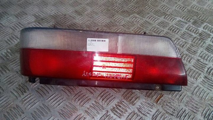 Фонарь задний Subaru Justy II правый, фото 1