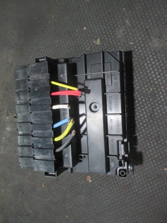 Блок предохранителей BSM Peugeot 308 9666700480, фото 3
