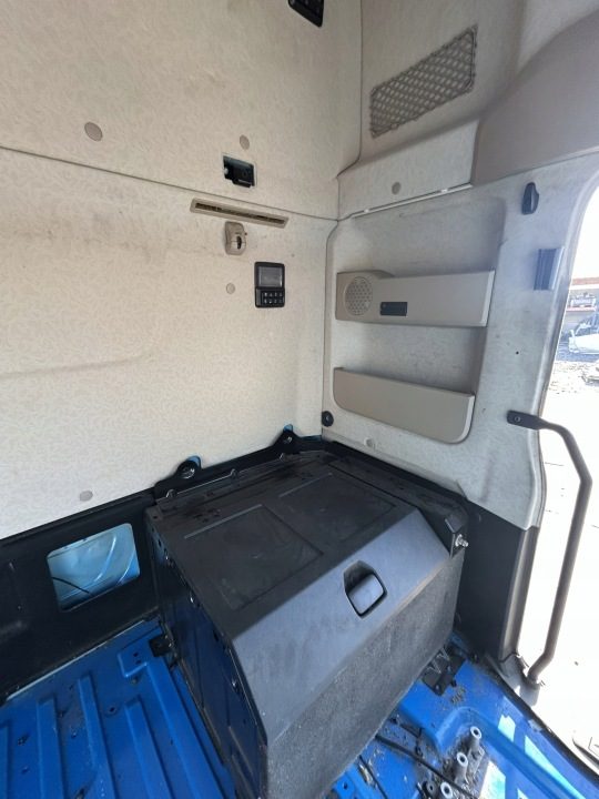 ЧЕТВЕРТЬ КАБИНА MERCEDES ACTROS MP5 L GIGA SPACE 2,50M 2019 ГОД, фото 16