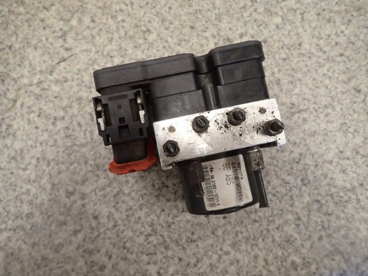 Toyota OE 44510-0D110 насос ABS, фото 1