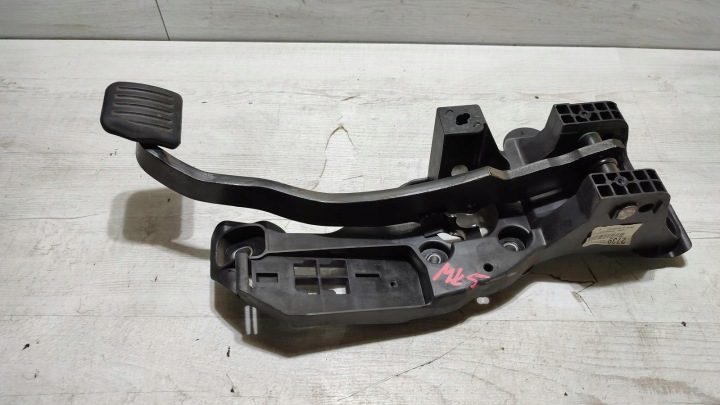 Педаль тормоза Ford Mondeo MK5, фото 1