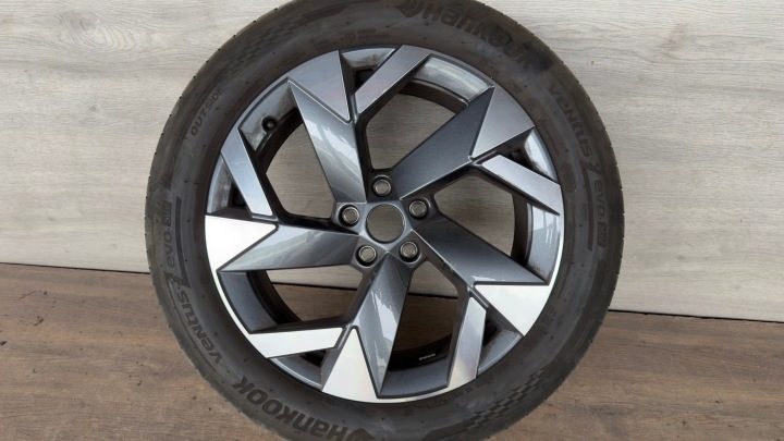 Литой диск Skoda OE KAROQ 7.5" x 19" 5x112 ET 40, фото 1