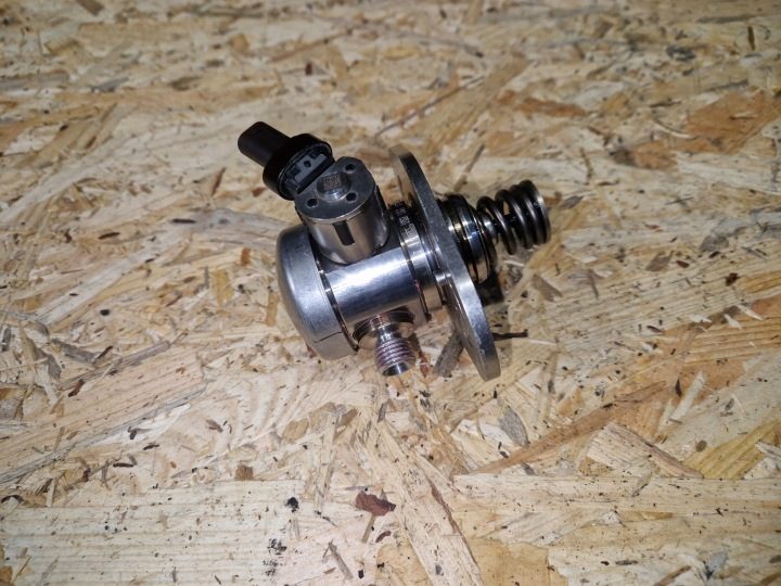 ТОПЛИВНЫЙ НАСОС BMW X1 F48 F46 MINI F56 F44 2.0TB 0261520521, фото 2