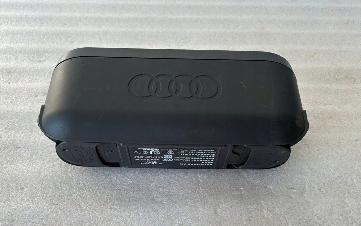 Зарядное устройство сетевое Audi e-Tron 8V4971675F, фото 6