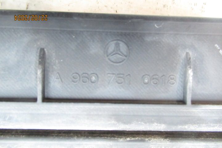 Mercedes ACTROS MP4 решетка радиатора a9607510618, фото 7