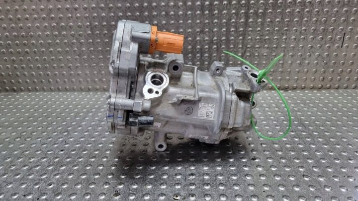 КОМПРЕССОР КОНДИЦИОНЕРА A0008307704 MERCEDES EQA H243 EQC N293 GLA II H247, фото 3