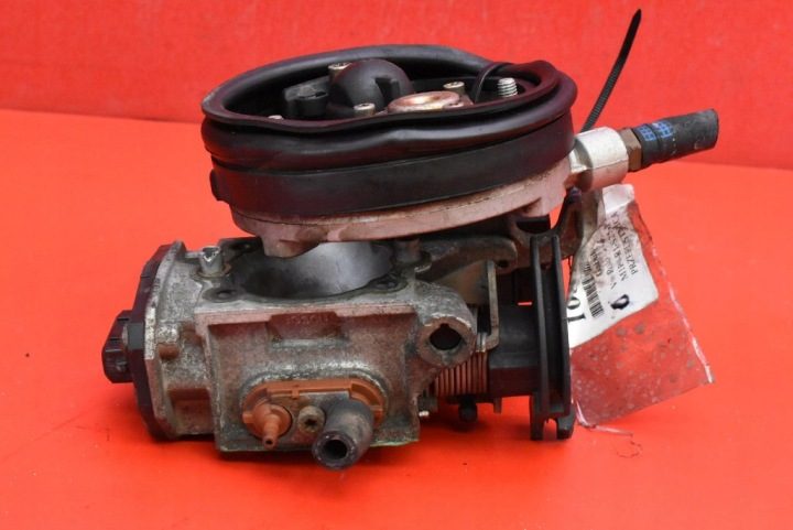 Дроссельная заслонка моновпрыск 0438201521 0132008601 VW Polo 3 III 6N 1.3 8V 55 л.с., фото 1