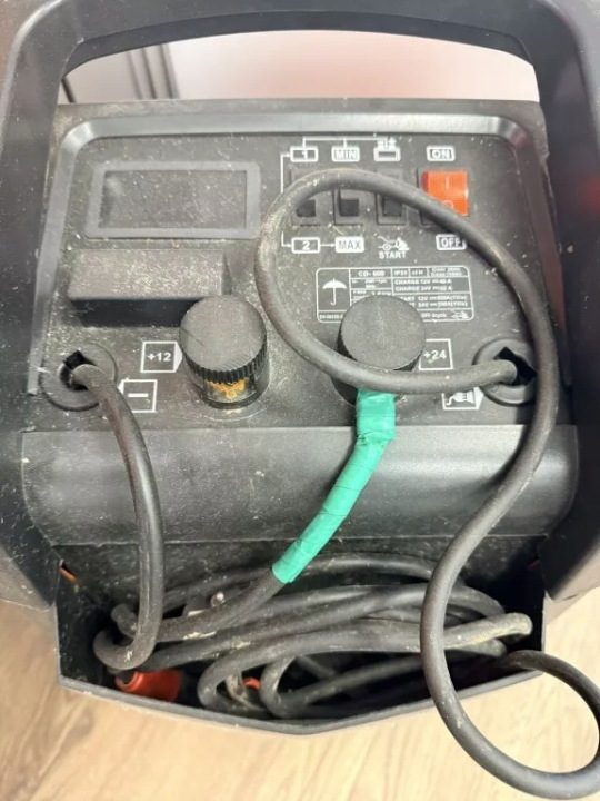 Зарядное устройство с функцией пуска Black 600 А 12V/24V, фото 5