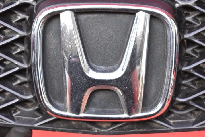 РЕШЕТКА РАДИАТОРА ЧЕРНАЯ HONDA CIVIC 7 VII 00-05, фото 4