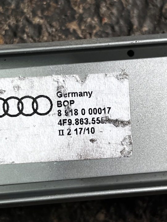 3 AUDI A6 C6 НАПРАВЛЯЮЩАЯ БАГАЖНИКА МОЛДИНГА КРЕПЕЖНАЯ 4F9863556A 4F9863555A, фото 5