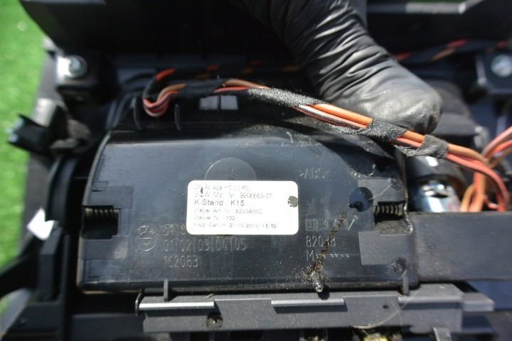 BMW F10 F11 ЦЕНТРАЛЬНАЯ КОНСОЛЬ ТОННЕЛЬ БАРДАЧОК 9206663 9171556 + Кнопка ручного тормоза BMW 5 (F10) 9180199 2.0L дизель 135 кВт 2012, фото 15